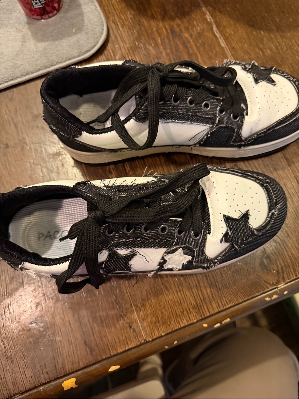 Women’s Black & White Star Accent Lace-Up Sneakers - Picture 2 of 4
